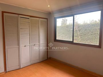 Casa en arriendo en Condominio El Duraznal – amplia parcela Calera de Tango