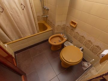 Venta 4 ambientes con cochera, Zona  Belgrano 