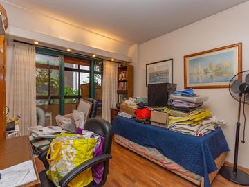 Venta 4 ambientes con cochera, Zona  Belgrano 