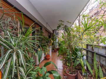 Venta 4 ambientes con cochera, Zona  Belgrano 