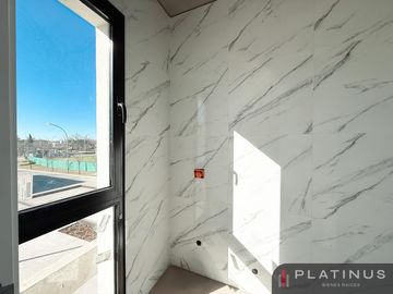 Duplex en Venta de Greenville II, 3 Dormitorios con Cochera, Entrega Mayo 2026