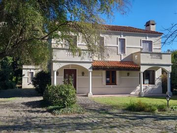 Casa en Venta Ubicacion Premiun / Highland Park Country Club / Pilar / Bs As