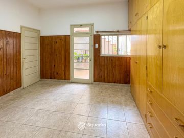 VENTA - Casa de 2 dormitorios a reciclar - Echesortu, Rosario.