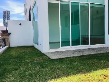Casa en venta en San Bernardino Tlaxcalancingo, San Andrés Cholula, Puebla