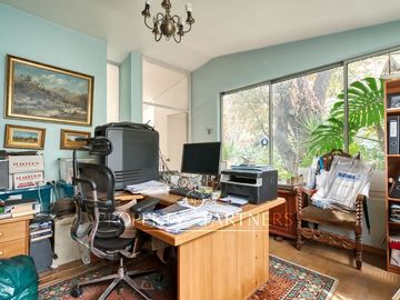 Casa de un piso  con excelente terreno