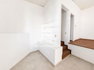 Departamento en PA con Dos Locales Comerciales PB