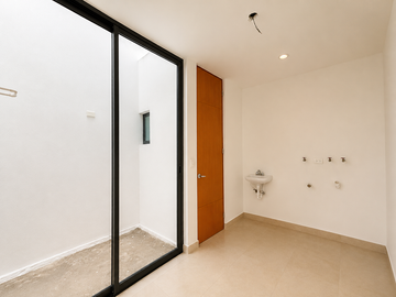 ÚLTIMA CASA EN VENTA EN PRIVADA GARDENA EN CHOLUL