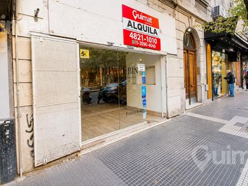 Local en Once