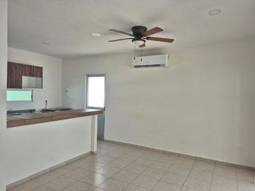 CASA EN RENTA – RESIDENCIAL HABITARE, LAS AMÉRICAS