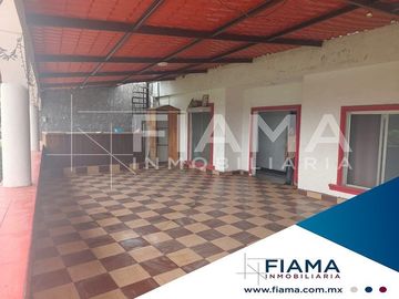 CASA EN VENTA EN COL. MIRAVALLES, TEPIC, NAYARIT. (EN)