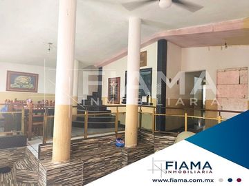 CASA EN VENTA EN COL. MIRAVALLES, TEPIC, NAYARIT. (EN)