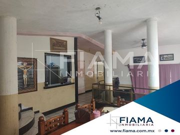 CASA EN VENTA EN COL. MIRAVALLES, TEPIC, NAYARIT. (EN)