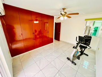 Casa en venta en Veracruz con ampio jardin Fracc. Jardines de Mocambo