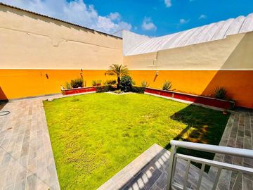 Casa en venta en Veracruz con ampio jardin Fracc. Jardines de Mocambo