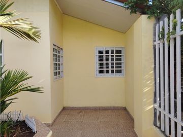 SE VENDE CASA EN CHORRERA GUADALUPE  600 M2 DOS NIVELES