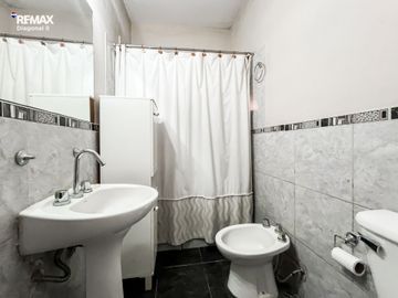 CASA  IDEAL DESTINO COMERCIAL LOTE 300M2