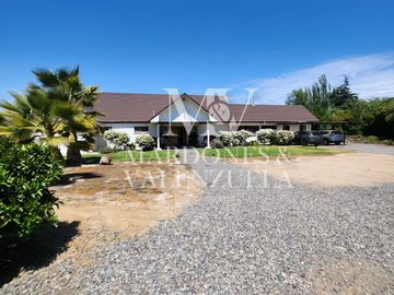 Casa en venta  en MARÍA PINTO