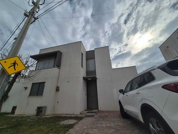 Casa en venta  en TILTIL
