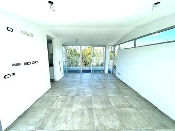 Venta Depto 1 dormitorio coch. City Bell Estrenar