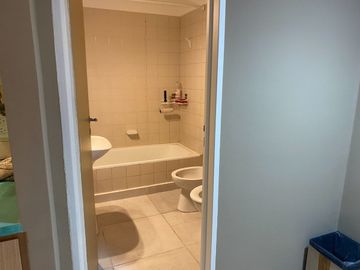 Alquiler Monoambiente con patio en Planta Baja.