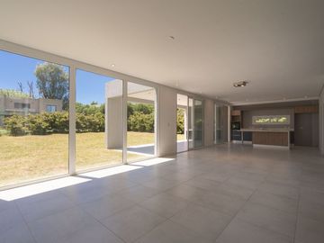 VENTA CASA 5 AMB EN SOFITEL CARDALES COUNTRY CLUB