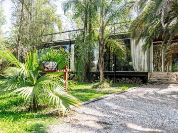 CASA DE DOS DORMITORIOS EN VENTA CAMPO TIMBO
