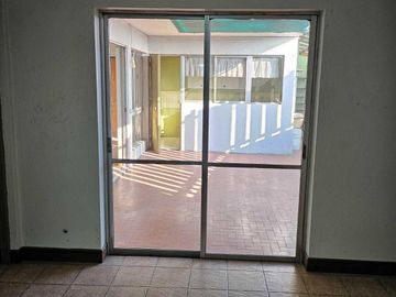 Oficina en arriendo  en LA CISTERNA