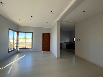 Casa en venta Bº Privado Pinar de Sol IX - Maipu