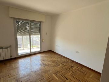 EN VENTA DPTO. 2 DORM BV. ESPAÑA 500, VILLA MARÍA.