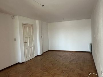 EN VENTA DPTO. 2 DORM BV. ESPAÑA 500, VILLA MARÍA.