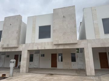 CASA EN VENTA EN LOMAS DEL VALLE, TORREON, COAH