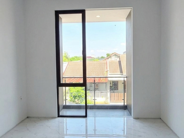 PANDUGO TIMUR