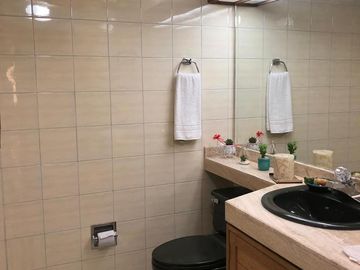 Apartamento en venta de 3 habitaciones en Bogotá, Santa Bárbara.
