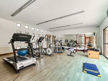 OPORTUNIDAD!!! Departamento en La Dehesa Central, Excelente Conectividad.