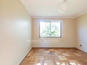 Excelente casa, Alianza Francesa, gran terreno