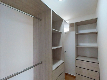Se Vende Pethouse En Modena, Los Guaduales Doceavo piso con ascensor