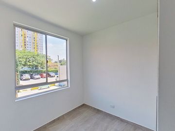 Se Vende Apartamento En Bulevar La Gran Via - Santa Barbara Segundo Piso Con Ascensor Para Vivienda O Inversion