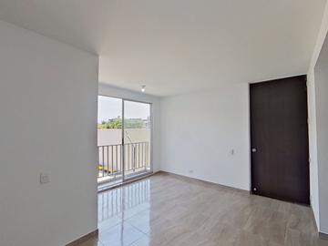 Se Vende Apartamento En Bulevar La Gran Via - Santa Barbara Segundo Piso Con Ascensor Para Vivienda O Inversion