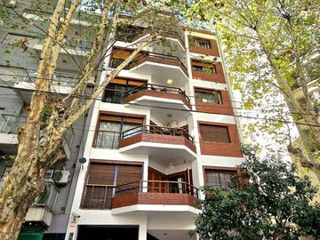 EXCLUSIVO PISO 4 AMBIENTES EN V.URQUIZA – COCHERA
