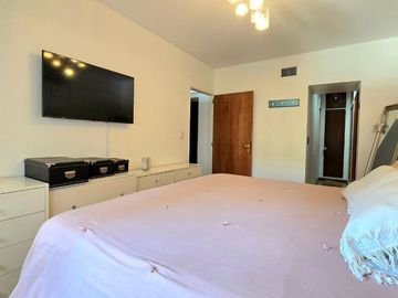 EXCLUSIVO PISO 4 AMBIENTES EN V.URQUIZA – COCHERA