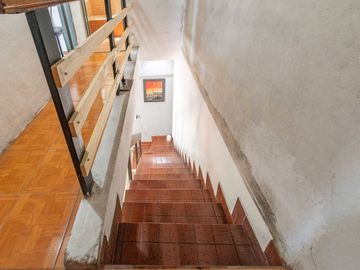 Venta PH 3 ambientes con patio en Caseros