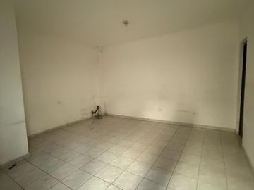 BODEGA EN RENTA EN COLONIA SCT EN GUADALUPE