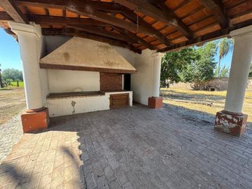 RE/MAX NOA II COMERCIALIZA CASONA EL REMATE -8595M
