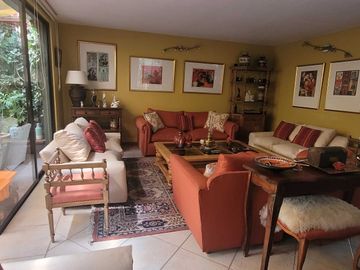 Casa en venta  en LAS CONDES