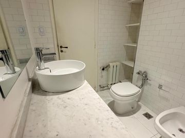 Excelente Piso de 175 m² con Cochera | Impecable | Guido al 1500