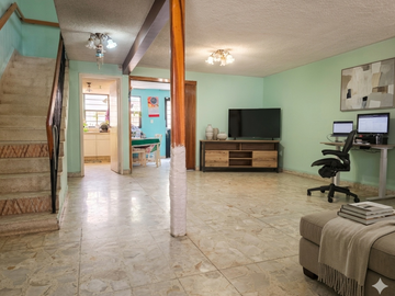 Casa con Cuatro Recámaras en Jardín Balbuena