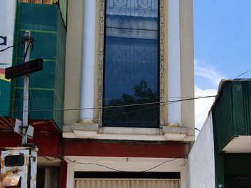 ruko strategis raya manyar area kebun bibit