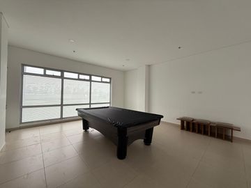 Apartamento en venta de 3 habitaciones con balcón en Madrid, Prosperidad.