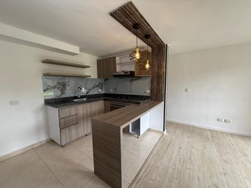 Apartamento en venta de 3 habitaciones con balcón en Madrid, Prosperidad.