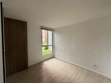 Apartamento en venta de 3 habitaciones con balcón en Madrid, Prosperidad.